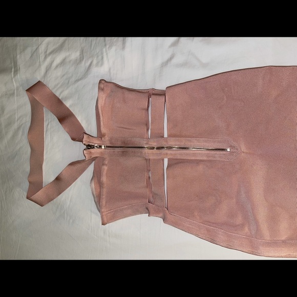 HOT MIAMI STYLES Blush Off Shoulder Bandage Dress - Picture 4 of 9